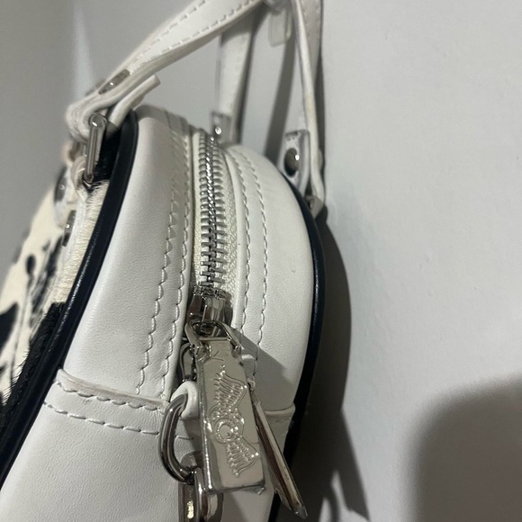 Von Dutch Authentic Small Bowling Bag Design Cow Print With Strap - Picture 2 of 8